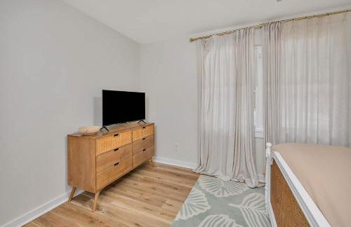 Cater Cove - private pool 1 mile to beach quiet - Foto 9