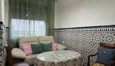 Casa amplia a un paso de Sevilla - Photo 2