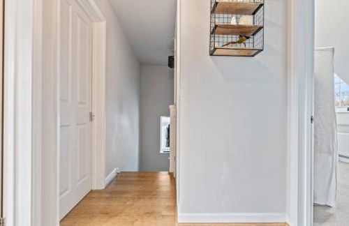 Long Stays, Contractors & Re-locators, 4BR House, Van Parking, Sleeps 8, Wi-Fi - Foto 21