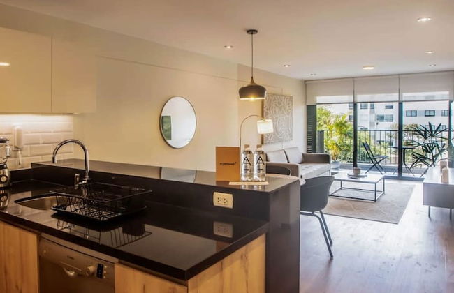 w Modern 1BR With Balcony in Miraflores - Photo 5