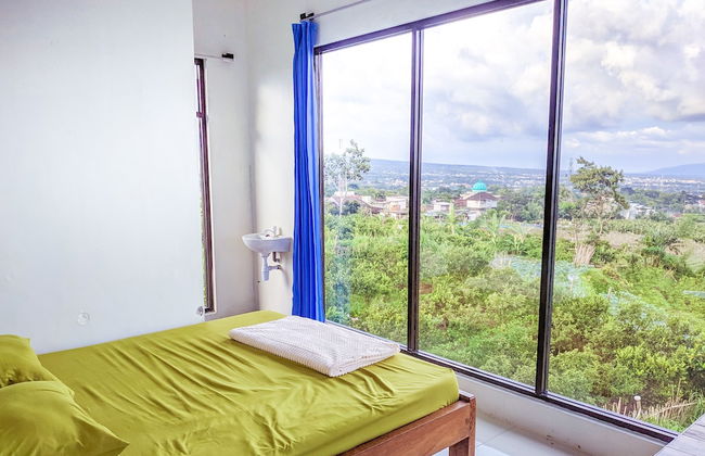 Villa Kebon Jeruk Syariah Malang by ecommerceloka - Foto 6