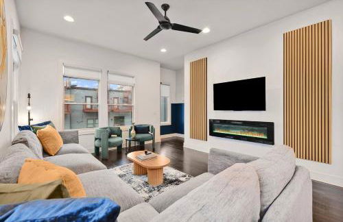 Modern Luxe Townhome with Rooftop Cinema - Foto 9