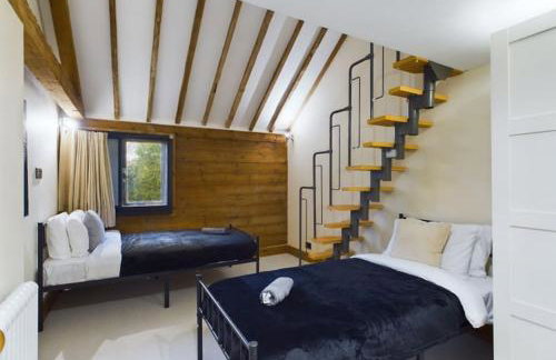 Barn with Hot Tub, Pool Table & Pizza Oven - Foto 11