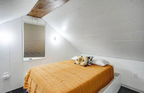 Cozy Tiny House Bungalow 7 Blocks from Campus - Foto 18