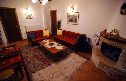 To Spiti tis Pareas - Foto 10