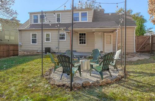 4 Bedroom Plaza Charmer Pet Friendly - Photo 38