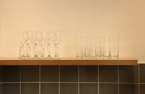 Charming 3 Bedroom Property FREE WiFi & Parking - Foto 8