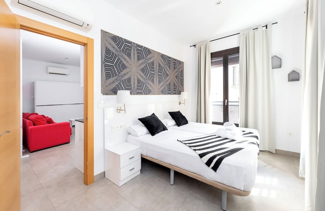 Nest Flats Granada - Photo 31