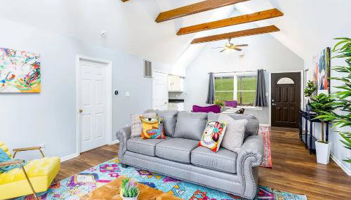 Hot Tub, Deck&Grill, Game Room, WiFi at Cute Cabin - Foto 2