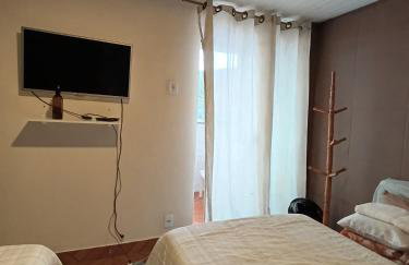 Hospedagem Doce Lar - Casa Azaleia - Foto 8