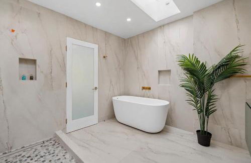 The Sinatra House- Fully Furnished! - Foto 19