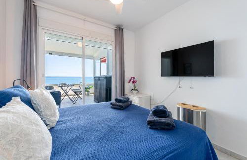 The Penthouse Panorama Exclusive Seafront Estate - Photo 21