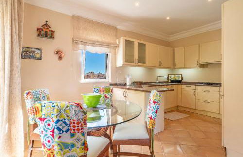 Luxury two bedroom Palheiro Village by Holiday Rental Madeira - Foto 26