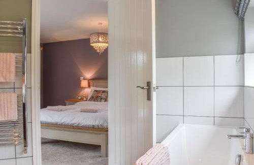 The Cottage At Stainsacre Hall - Foto 13