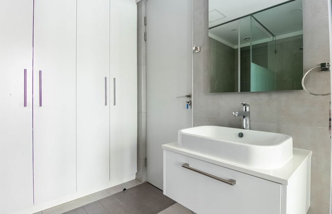 Sandton Smart Apartment Fifteen - Photo 13