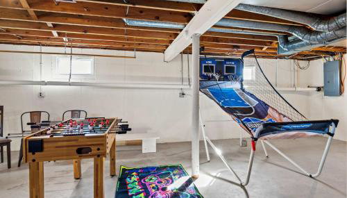 6 Min to Ark, Free Covered Parking, Deck and Grill - Foto 3