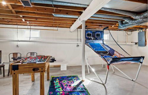 6 Min to Ark, Free Covered Parking, Deck and Grill - Foto 3