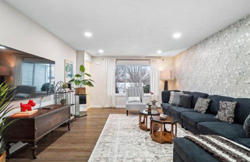 Hot Tub Ping Pong Sleeps 9 Retro Fun - Foto 16