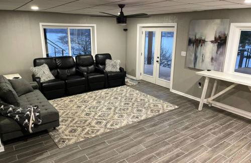 Modern Lakefront Views at Lake Hickory Haven - Foto 25