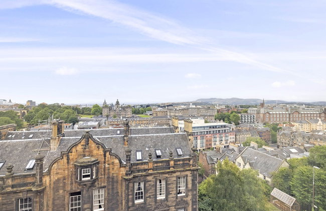 JOIVY Charming 2-Bed Flat Near Edinburgh Castle - Foto 47