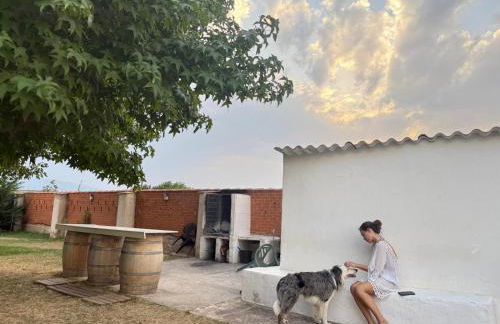 Chalet con jardín, piscina y barbacoa en Logroño - Foto 9