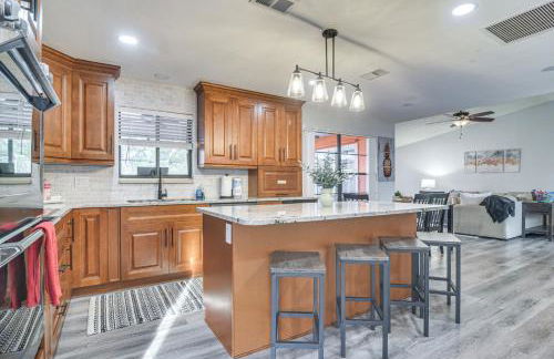 Largo Oasis with Pool and Grill 6 Mi to Beach! - Foto 9