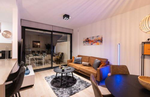 One80 Residences New Modern Apartment with amazing sea view to Gibraltar & Africa - Photo 9