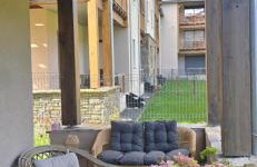 Les reflets du lac detente et nature à Genos-Loudenvieille classé 4 étoiles devant le lac avec jardin - Photo 2