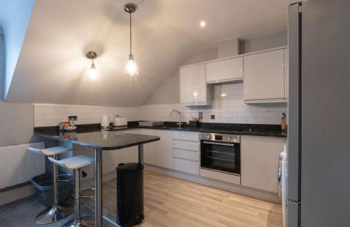 Central 1BDR Apartment By Torr Property Group Short Lets & Serviced Accommodation With Free WiFi Stratford Upon Avon - Foto 14