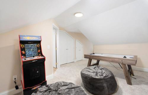 Stunning Apt w Rooftop & Game Room - Sleeps 10 - Foto 9
