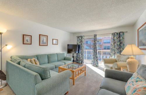 Central Cocoa Beach Condo with View, Steps to Beach! - Foto 5