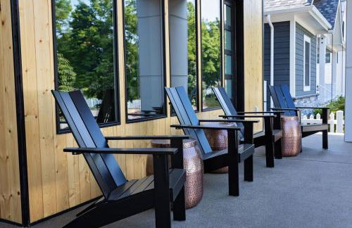 Downtown Luxury Villa Hot Tub Walk To Lake - Foto 25