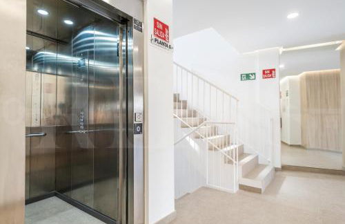 Picturesque apartment with terrace by REMS - Photo 25