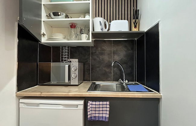 VR Apartments - Photo 57