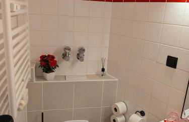 Apartment #21 im Haus Deutsch Krone - EG, Balkon, Pool - Renoviert 2026 - Foto 11