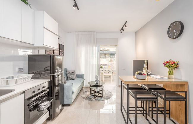 One BDR with a Huge Terrace - Foto 8