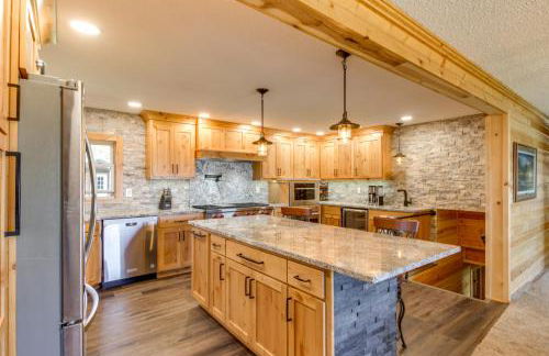 Private Lakefront Emily Home with Yard and Fire Pit! - Photo 9