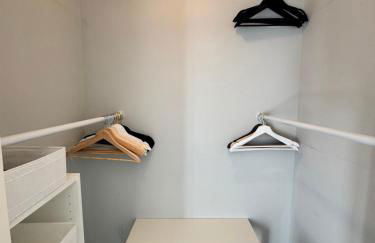 Lovely 2-Bed House with parking - Foto 12