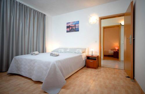 Seaside house for families with children Cove Kruseva, Hvar - 12459 - Foto 11