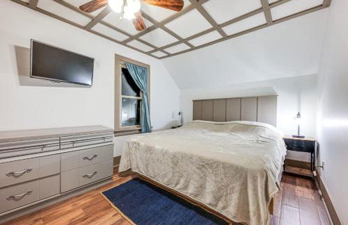 Clear Lake Vacation Rental Walk to City Beach! - Foto 11