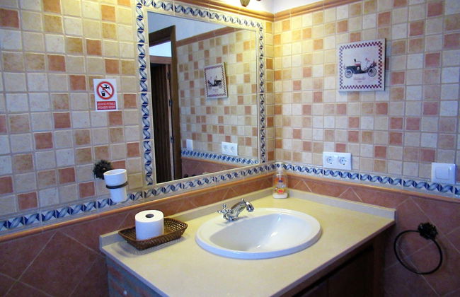 Chalet Huerta 1 con piscina y paddle - Photo 16