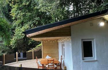 Unique Orchard Lodge for couples with hot tub - Photo 47