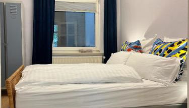 CLS Zentrale City-Wohnung in Hildesheim Ost alles in 5 Minuten erreichbar Ostbahnhof, Nespresso Maschine inklusive Kapseln, Bushaltestelle, Supermarkt, Cafés, Restaurants, HAWK, Uni, ideale Autobahnanbindung, Nähe Bosch - Foto 3