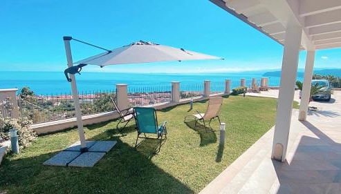 Panoramic Villa Overlooking The Aeolian Islands - Foto 5