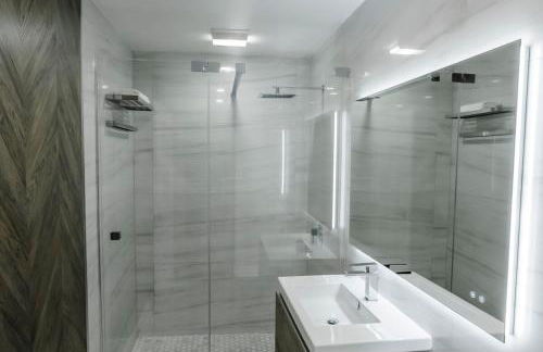 Luxurious Home Away from Home ! 30 minutes to NYC ! - Foto 80