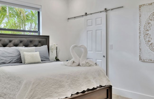 Lynora's Luxe Estate Modern Design - Foto 7