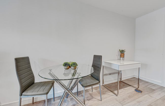 St Martins House Luxury Apts. Ruislip - Photo 60