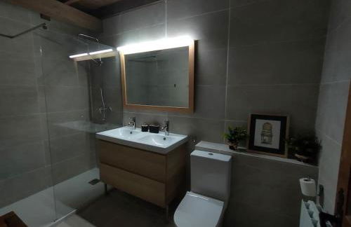 Adosado de tres plantas en el Valle de Aran - Foto 13