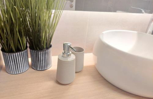 Charming Central Studio with AC - Foto 12