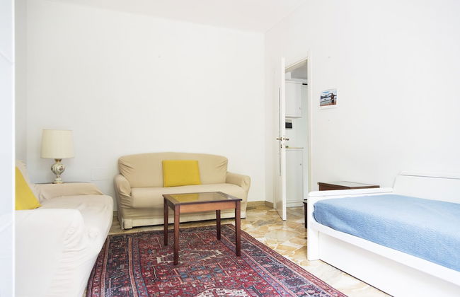 2 Bedrooms Flat near Bocconi, Iulm, Navigli - Photo 10
